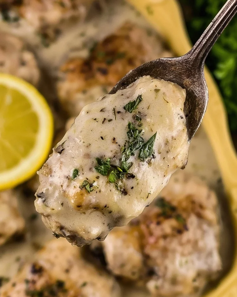 Slow-Cooker-Chicken-Thighs-With-A-Creamy-Lemon-Sauce-Recipe