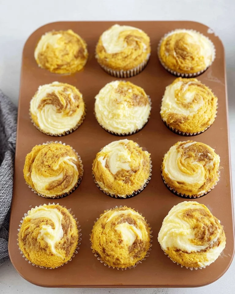 Pumpkin-Muffins-with-Cheesecake-Swirl-Recipe